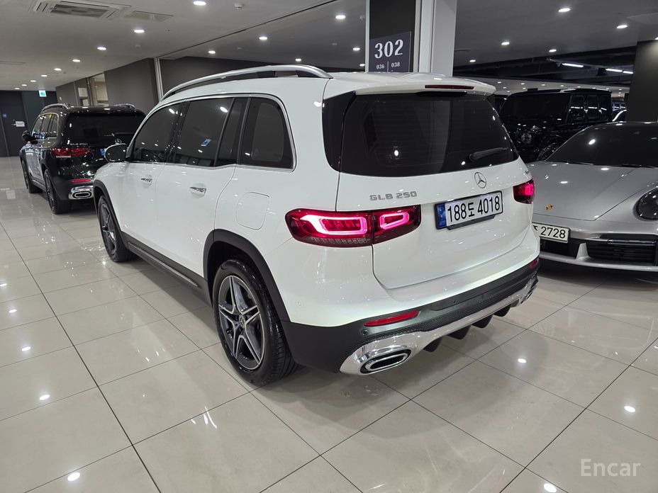 GLB-Class X247GLB250 4MATIC 3