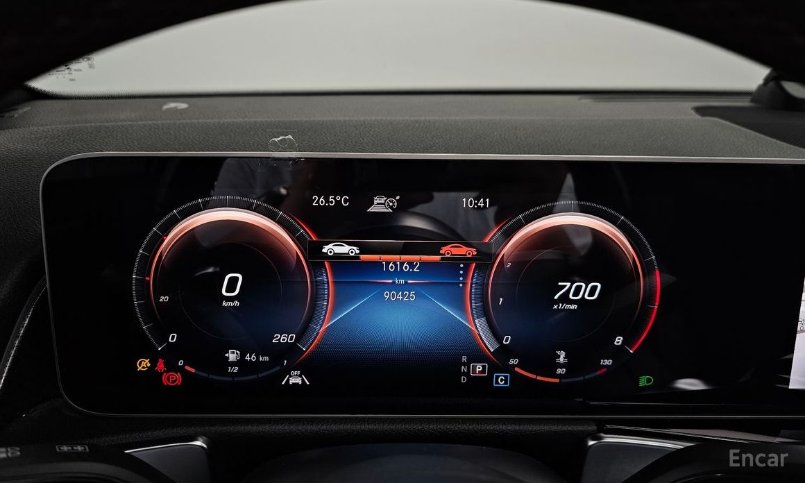 GLB-Class X247GLB250 4MATIC 9