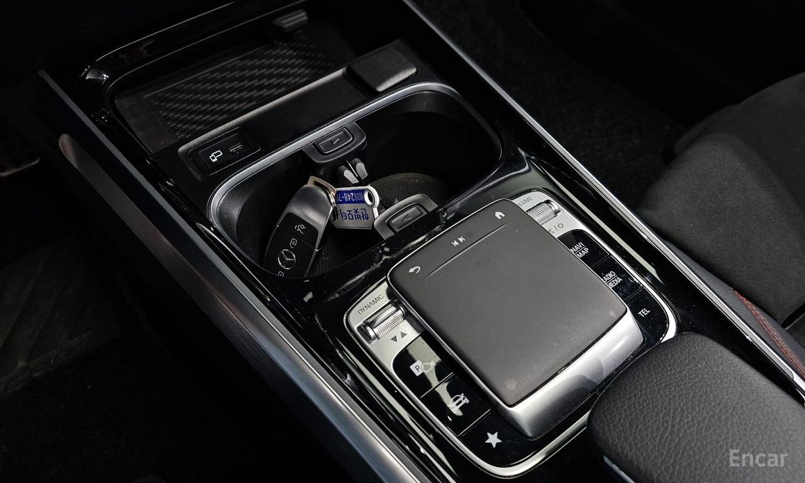 GLB-Class X247GLB250 4MATIC 19