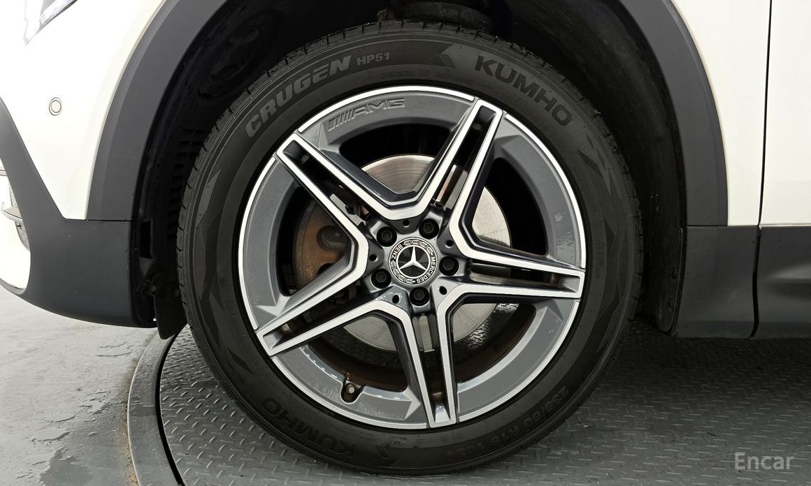 GLB-Class X247GLB250 4MATIC 6