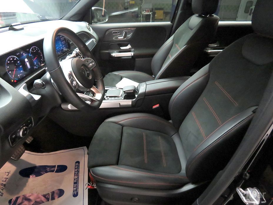 Mercedes-Benz GLB-Class X247GLB250 4MATIC  6