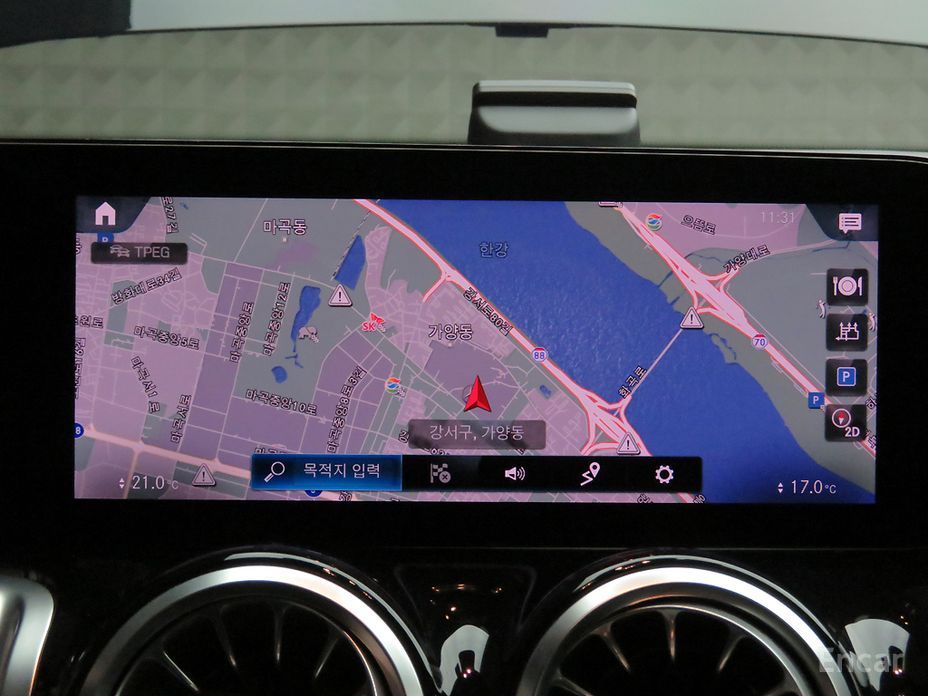 Mercedes-Benz GLB-Class X247GLB250 4MATIC  13