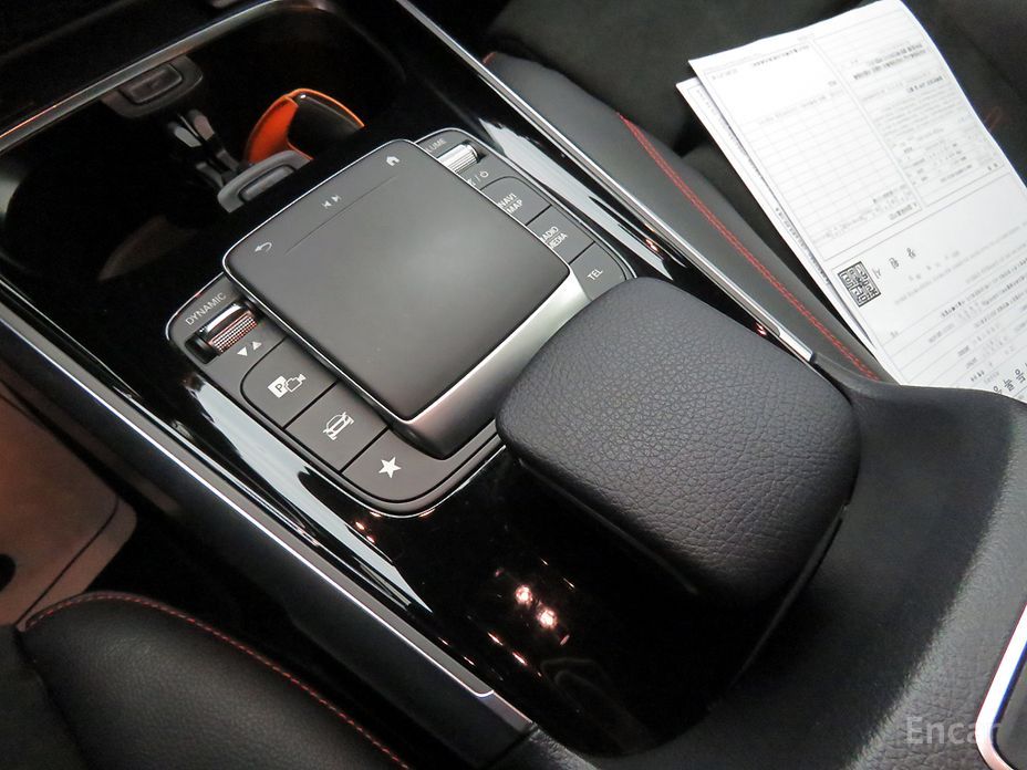 Mercedes-Benz GLB-Class X247GLB250 4MATIC  17