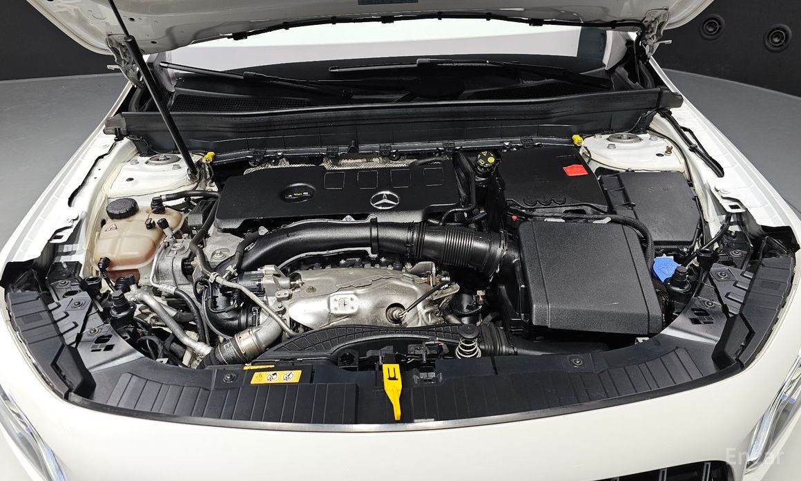 GLB-Class X247GLB250 4MATIC 7