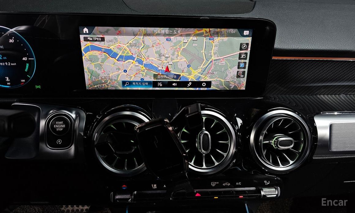 GLB-Class X247GLB250 4MATIC 15