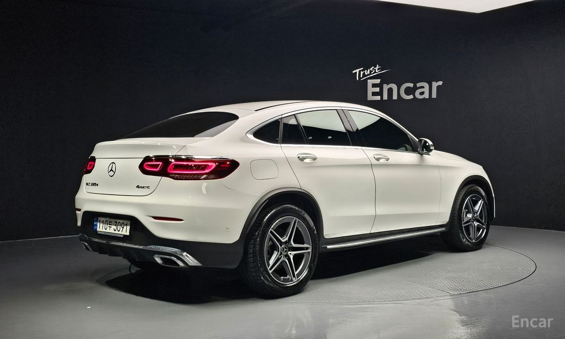 GLC-Class X253GLC220 d 4MATIC Coupe 3