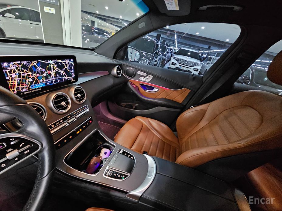 GLC-Class X253GLC300 4MATIC Coupe 7