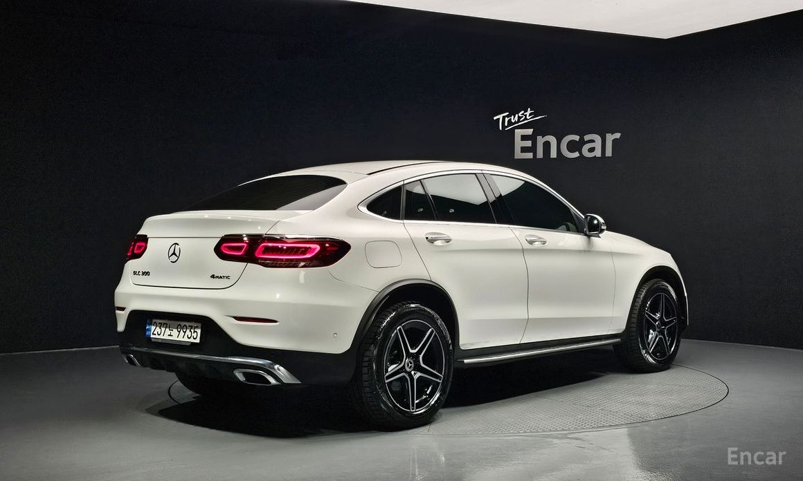 GLC-Class X253GLC300 4MATIC Premium Coupe 3