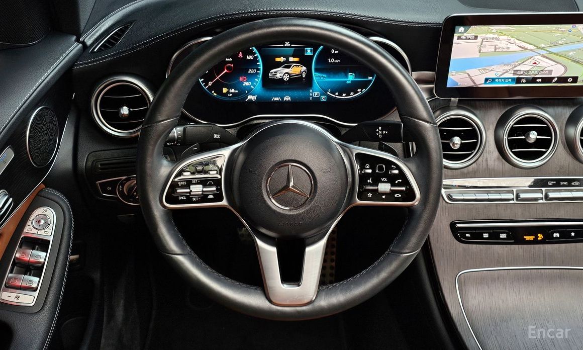 GLC-Class X253GLC300 4MATIC Premium Coupe 14