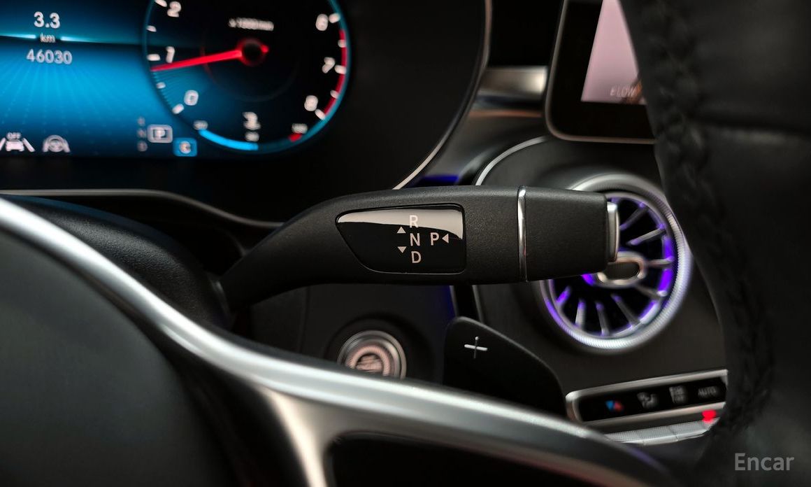 GLC-Class X253GLC300 4MATIC Premium Coupe 10