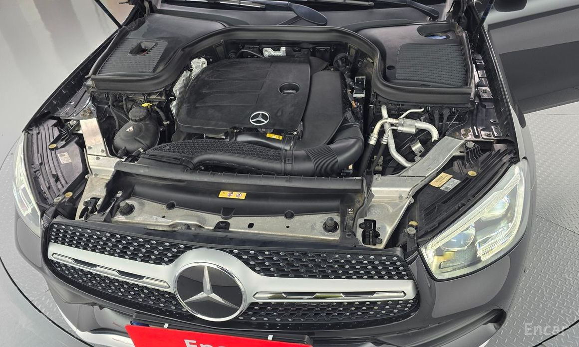 GLC-Class X253GLC300 4MATIC Premium Coupe 7