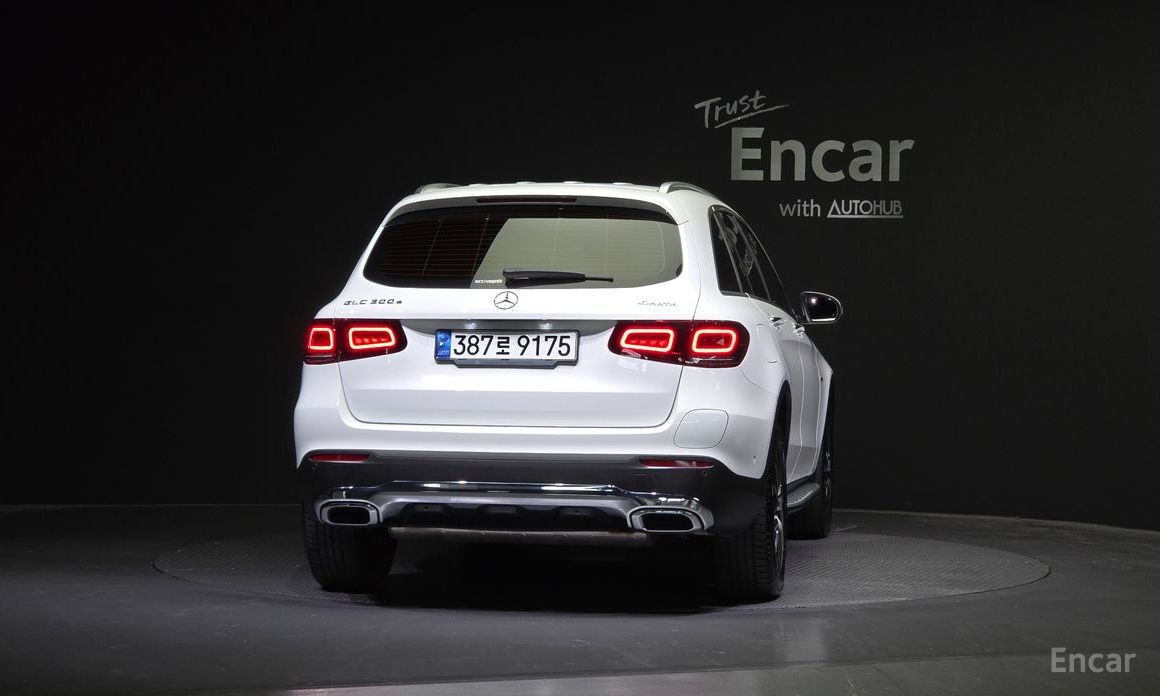 GLC-Class X253GLC300e 4MATIC 5