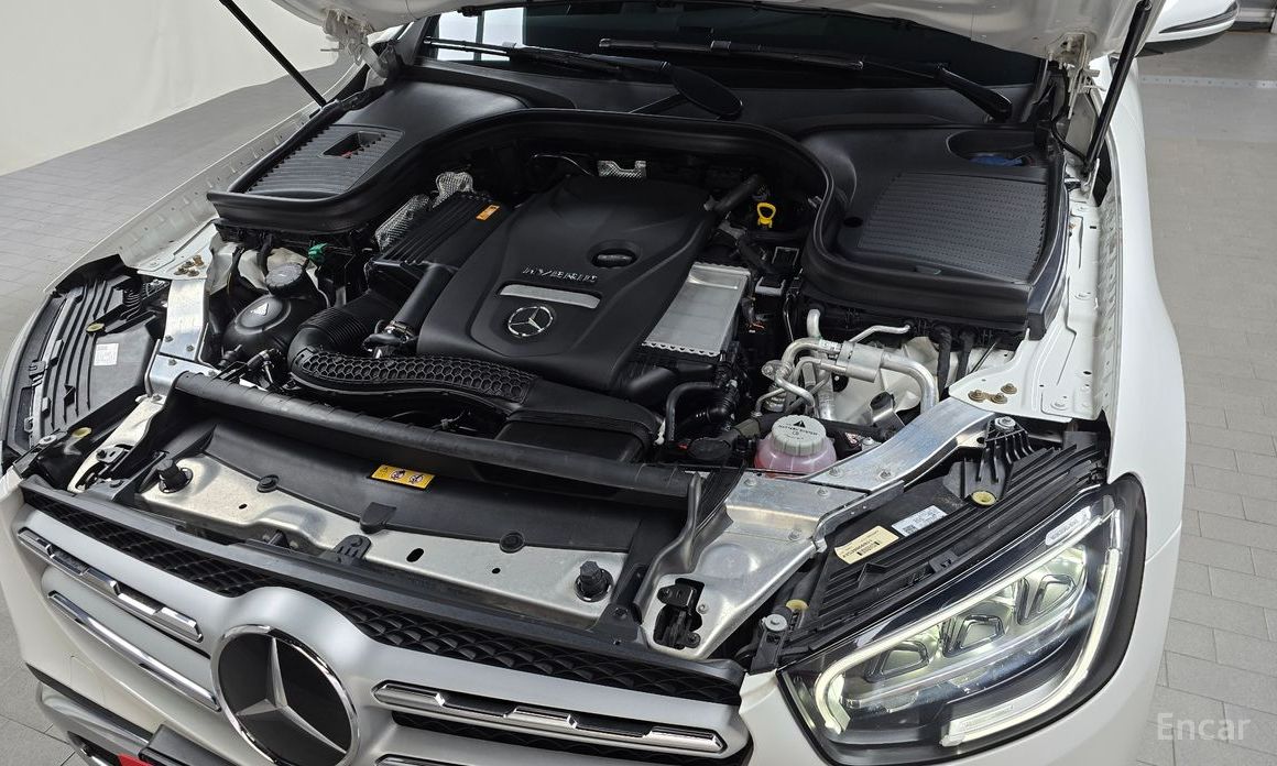 GLC-Class X253GLC300e 4MATIC 7
