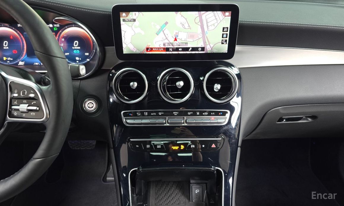 GLC-Class X253GLC300e 4MATIC 15