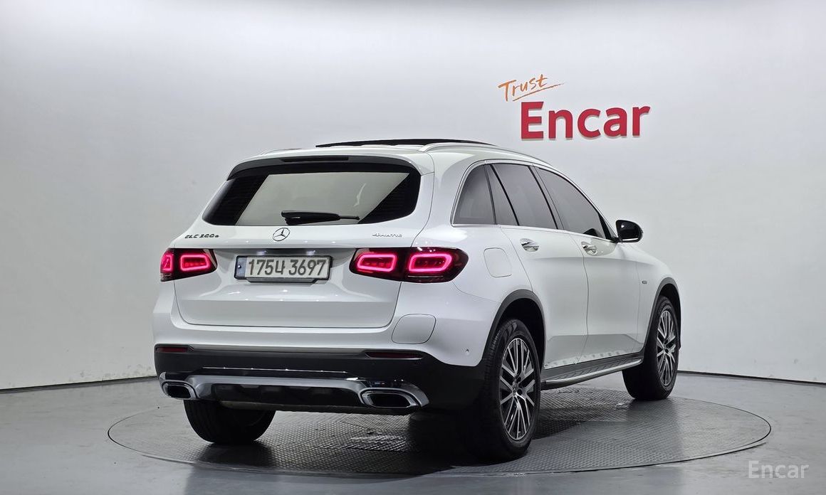 GLC-Class X253GLC300e 4MATIC 3