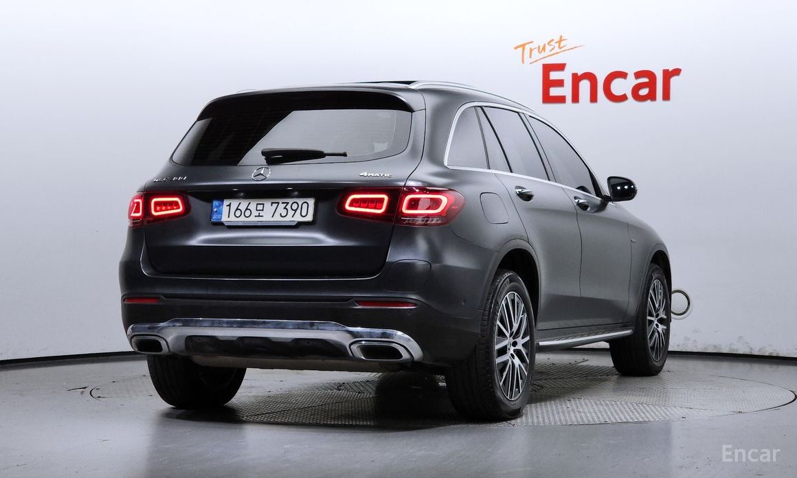 GLC-Class X253GLC300e 4MATIC 3