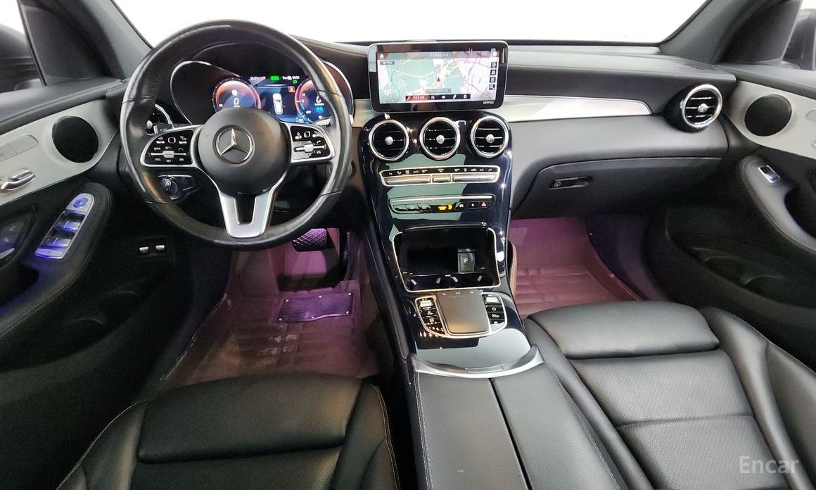 GLC-Class X253GLC300e 4MATIC 8