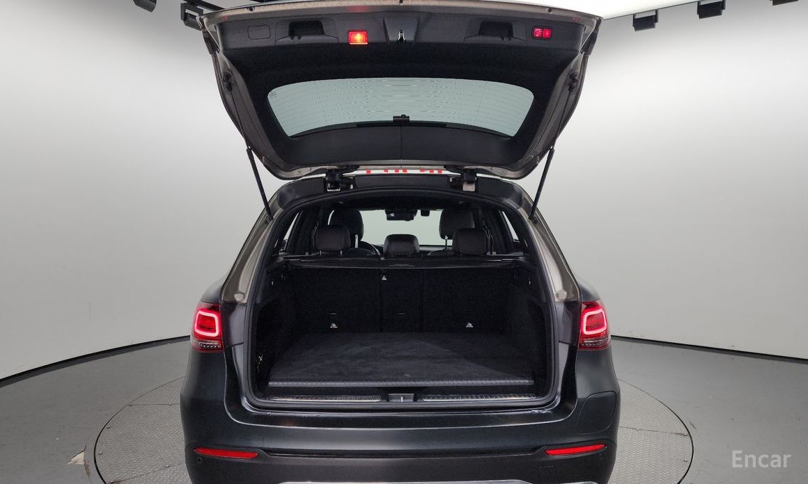 GLC-Class X253GLC300e 4MATIC 21