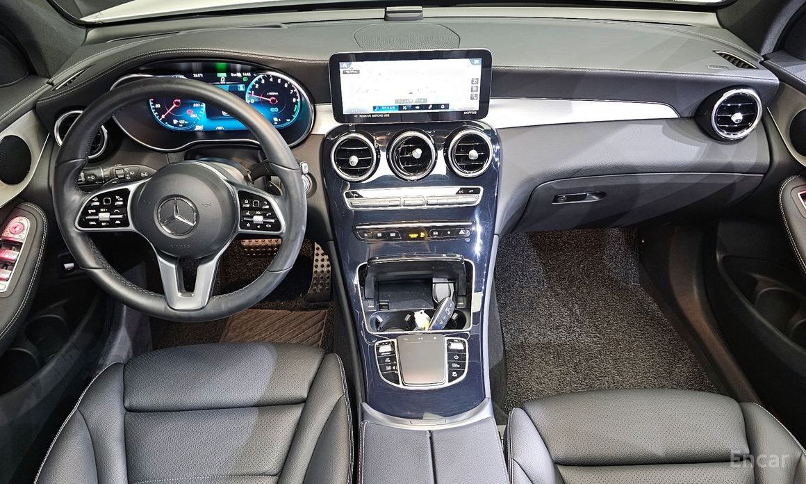 GLC-Class X253GLC300e 4MATIC 8