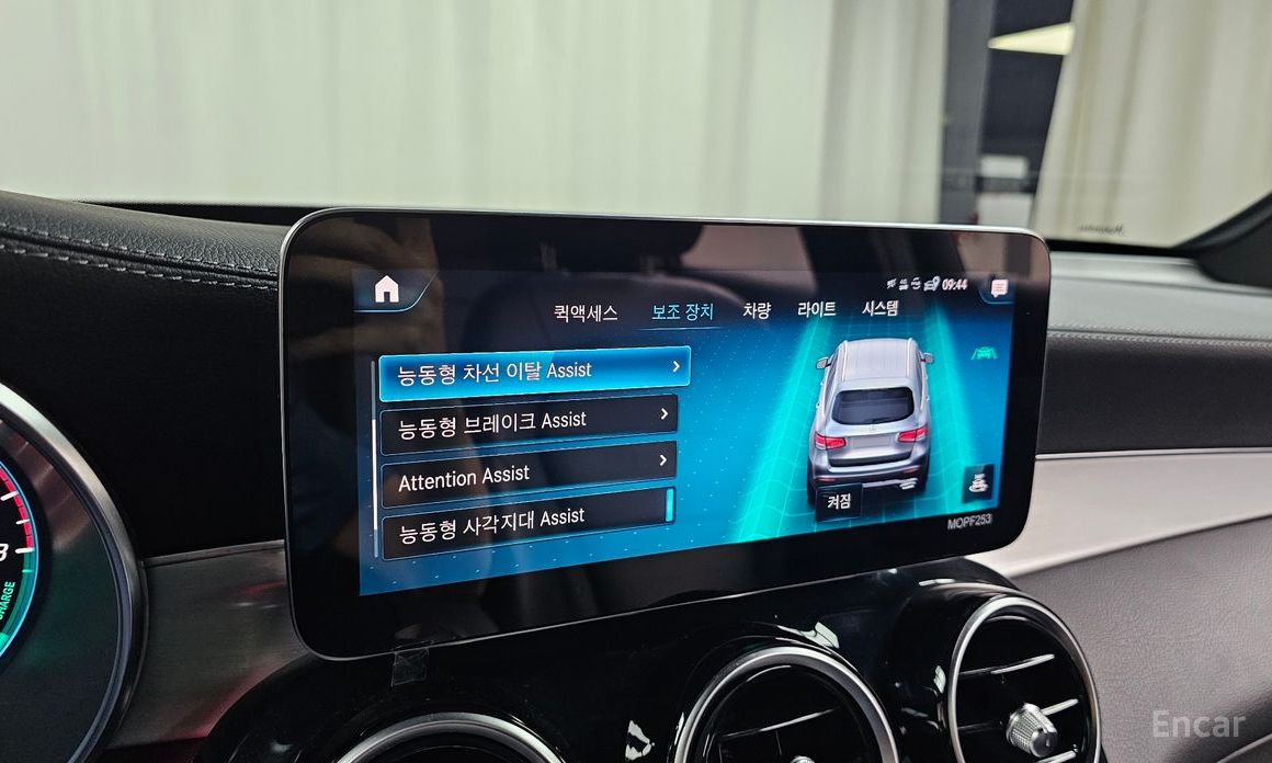 Mercedes-Benz GLC-Class X253GLC300e 4MATIC №18