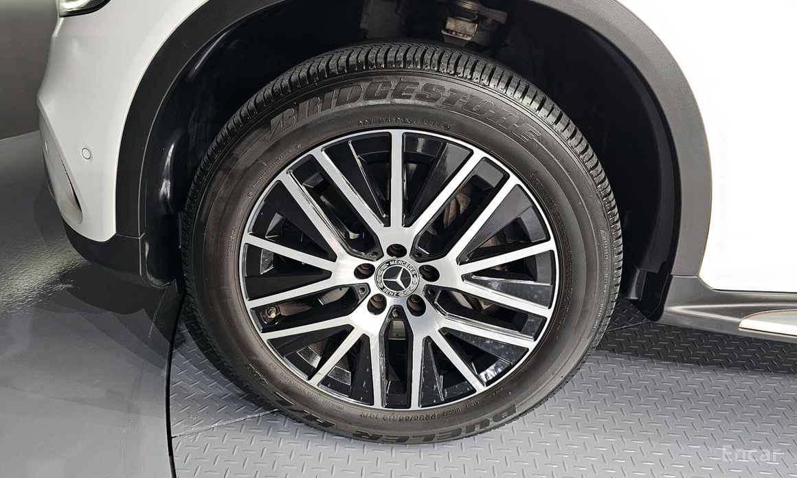 GLC-Class X253GLC300e 4MATIC 6