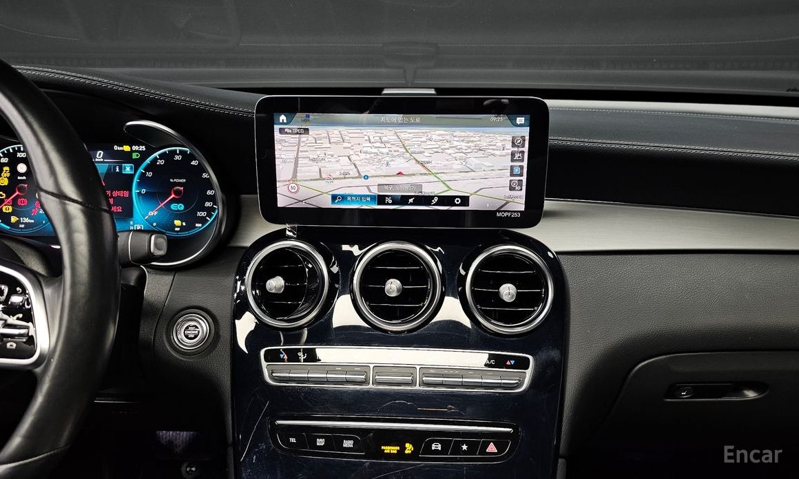 GLC-Class X253GLC300e 4MATIC 15