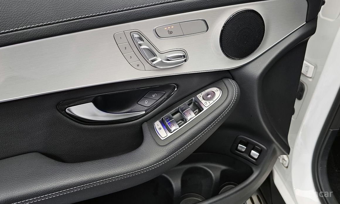 GLC-Class X253GLC300e 4MATIC 20