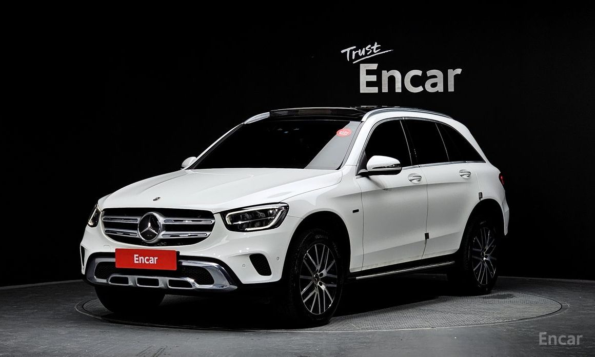 GLC-Class X253GLC300e 4MATIC 2