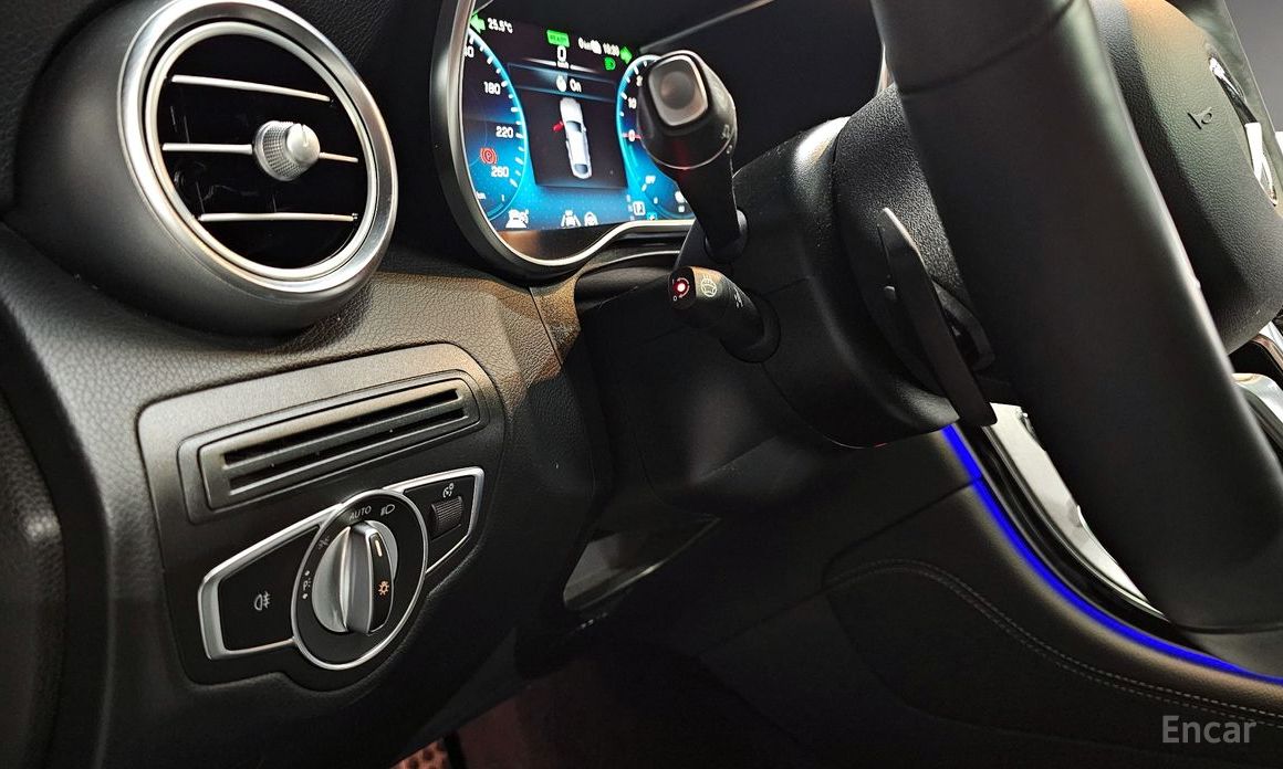 Mercedes-Benz GLC-Class X253GLC300e 4MATIC Coupe №14