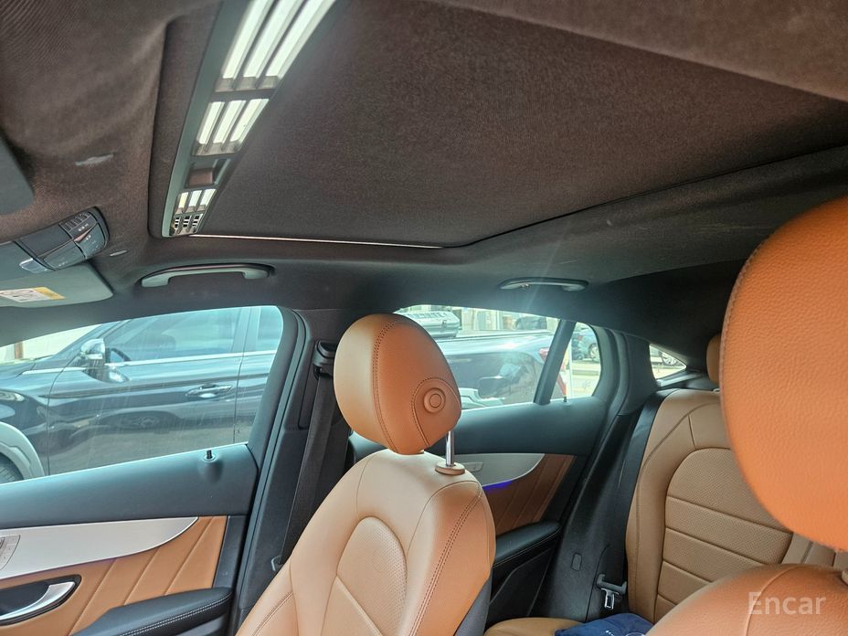GLC-Class X253GLC300e 4MATIC Coupe 15