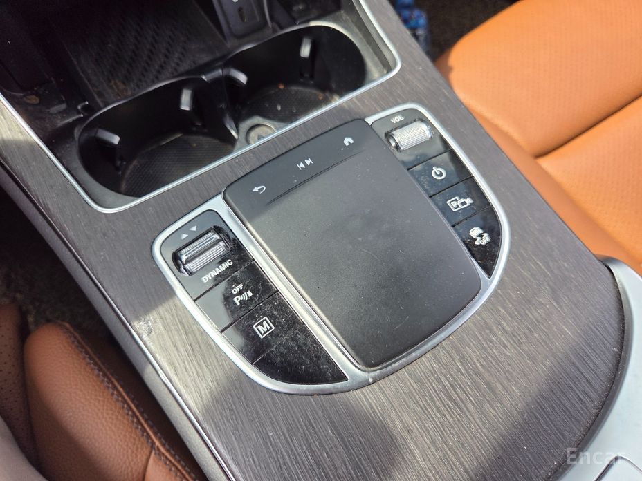 GLC-Class X253GLC300e 4MATIC Coupe 15