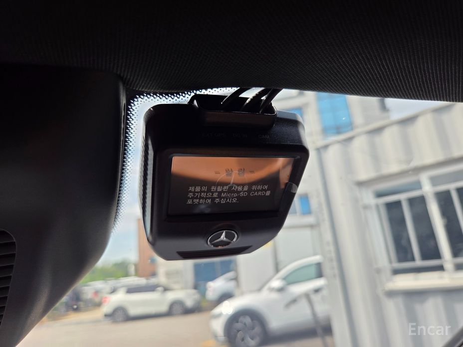 GLC-Class X253GLC300e 4MATIC Coupe 17