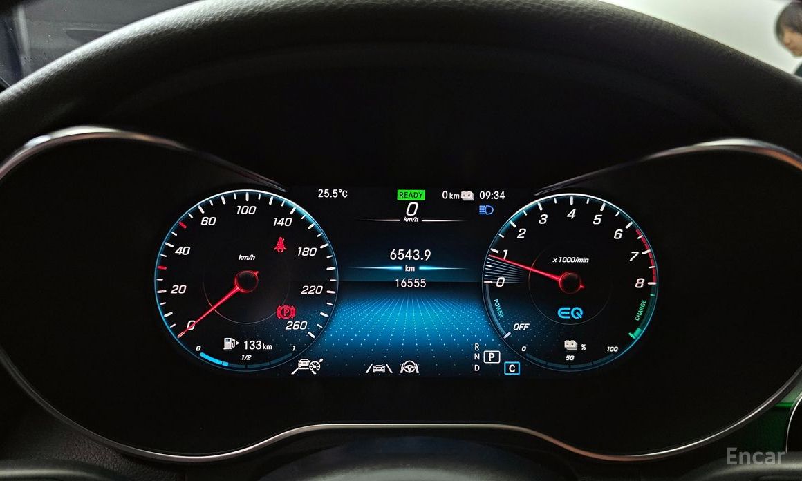 GLC-Class X253GLC300e 4MATIC Coupe 9