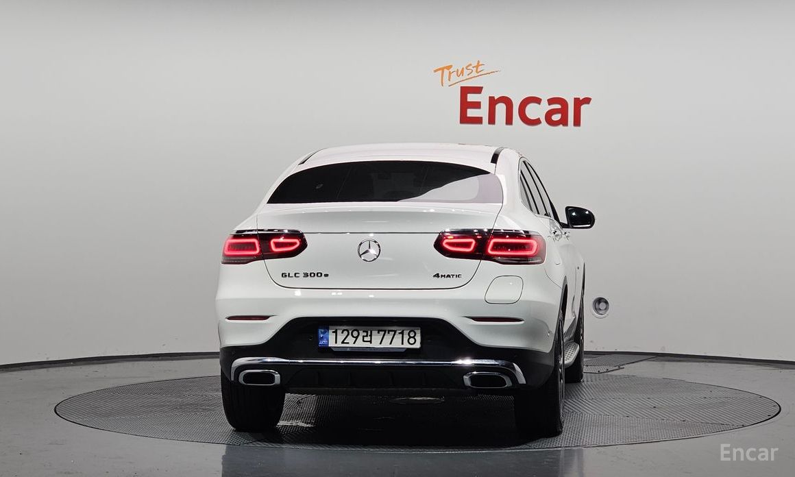 GLC-Class X253GLC300e 4MATIC Coupe 5