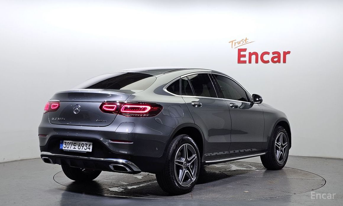 GLC-Class X253GLC300e 4MATIC Coupe 3