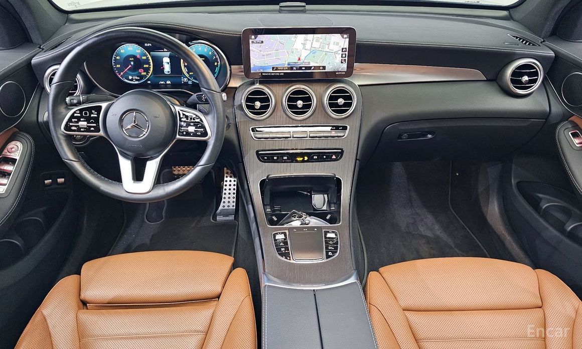 GLC-Class X253GLC300e 4MATIC Coupe 8