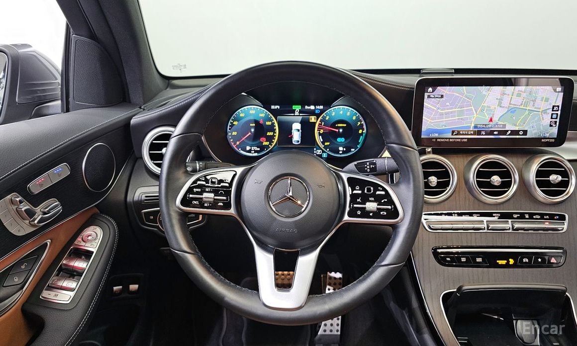 GLC-Class X253GLC300e 4MATIC Coupe 14