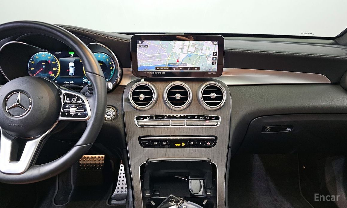 GLC-Class X253GLC300e 4MATIC Coupe 20