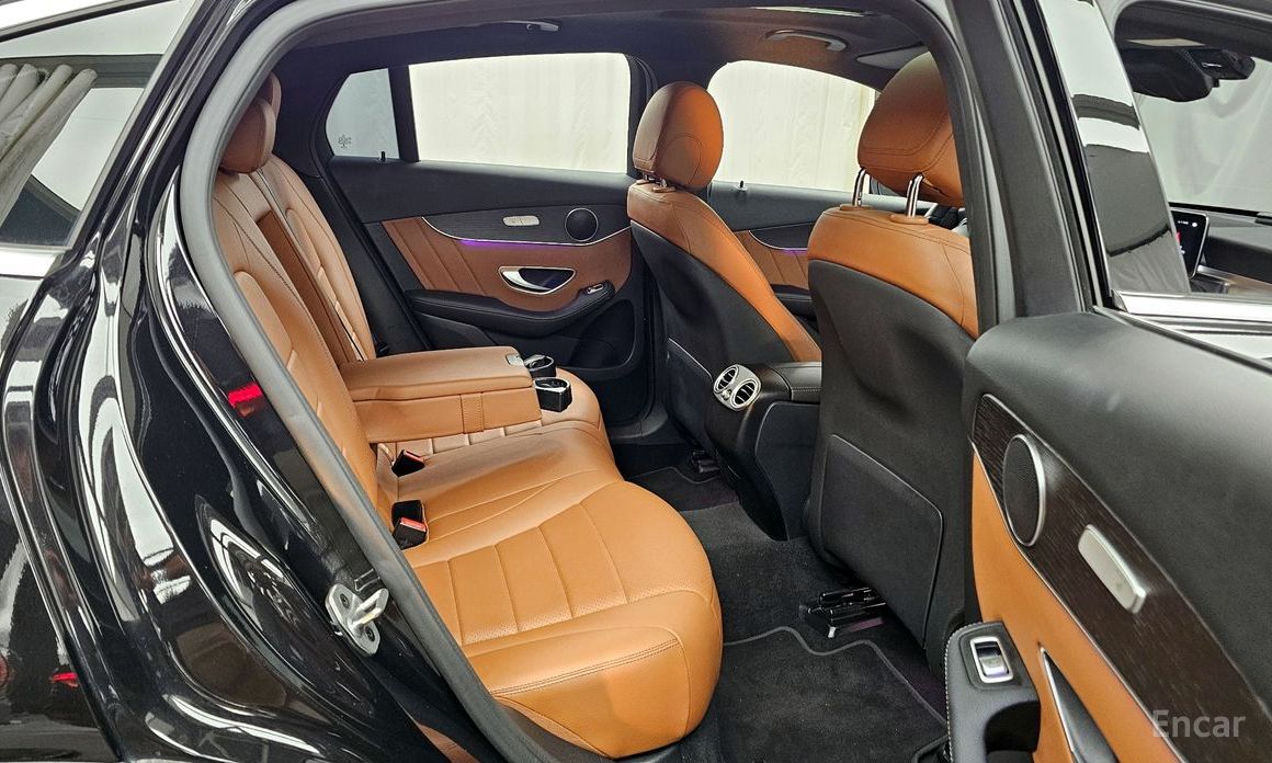 GLC-Class X253GLC300e 4MATIC Coupe 13