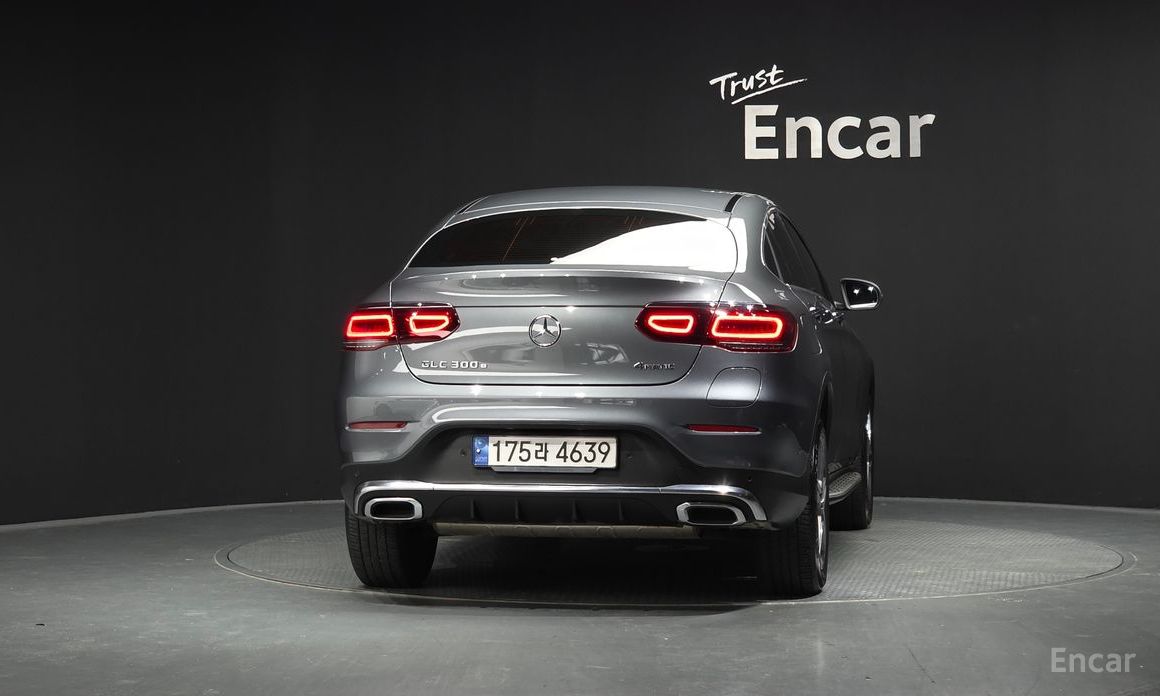 GLC-Class X253GLC300e 4MATIC Coupe 5