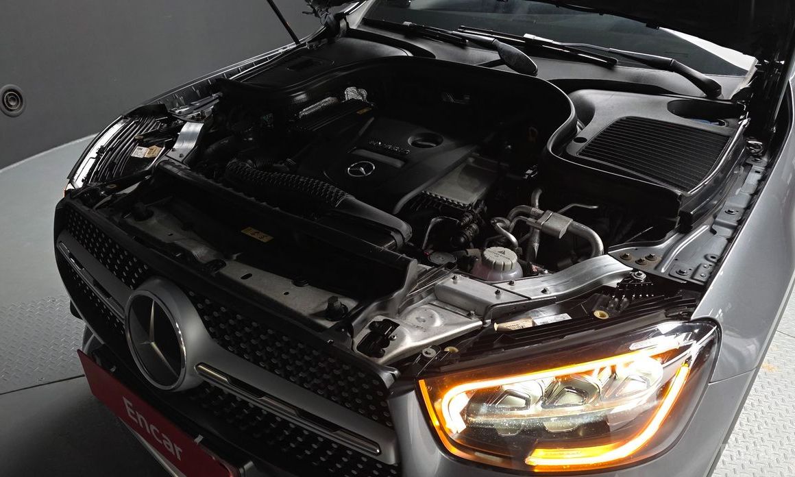 GLC-Class X253GLC300e 4MATIC Coupe 7