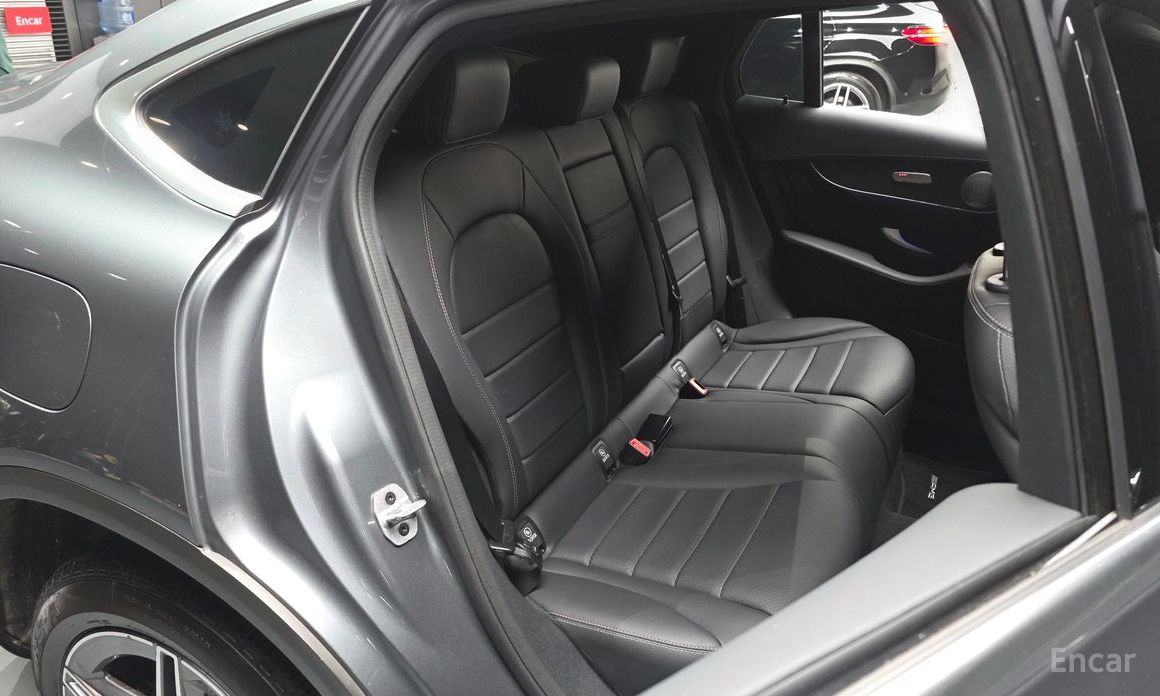 GLC-Class X253GLC300e 4MATIC Coupe 12