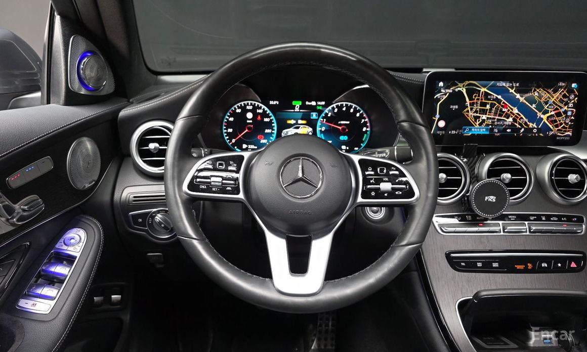 GLC-Class X253GLC300e 4MATIC Coupe 15