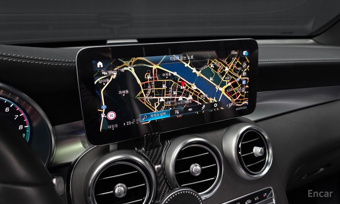 GLC-Class X253GLC300e 4MATIC Coupe 16