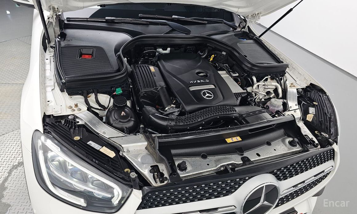 GLC-Class X253GLC300e 4MATIC Coupe 7