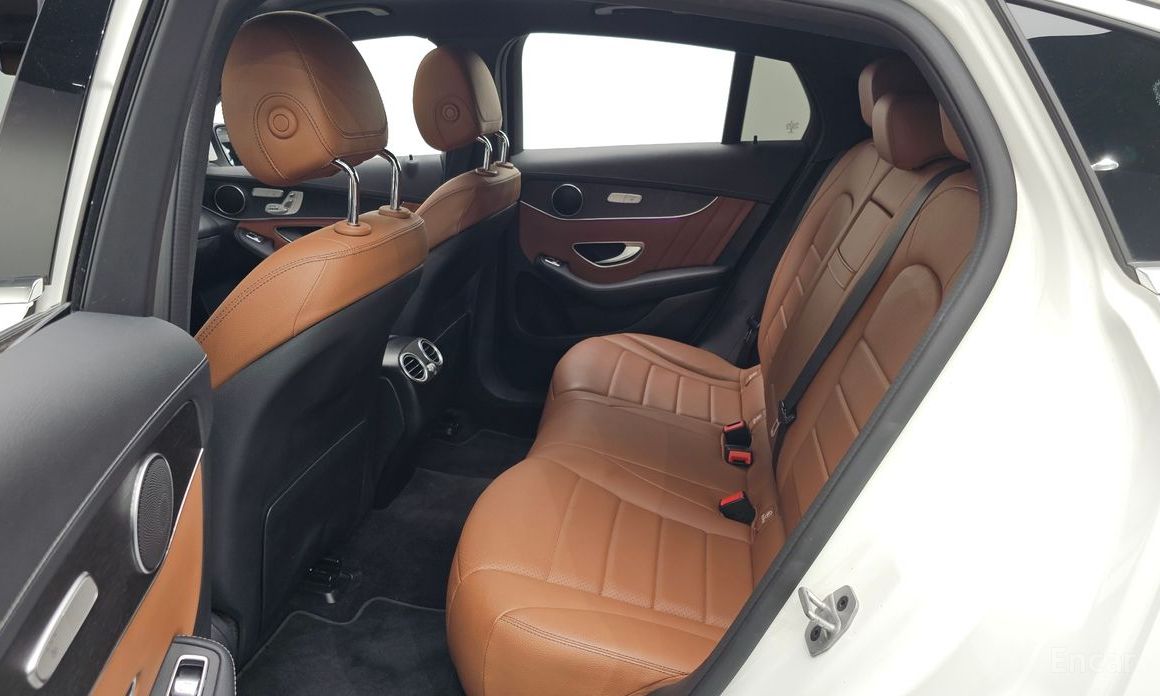GLC-Class X253GLC300e 4MATIC Coupe 13