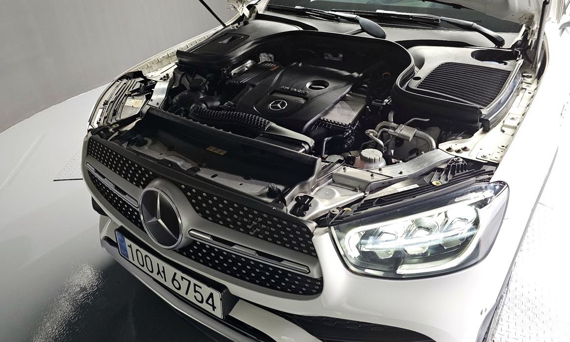 GLC-Class X253GLC300e 4MATIC Coupe 7
