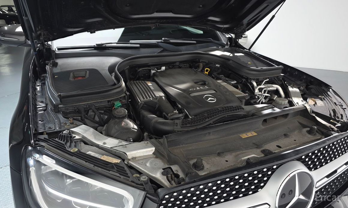 GLC-Class X253GLC300e 4MATIC Coupe 6