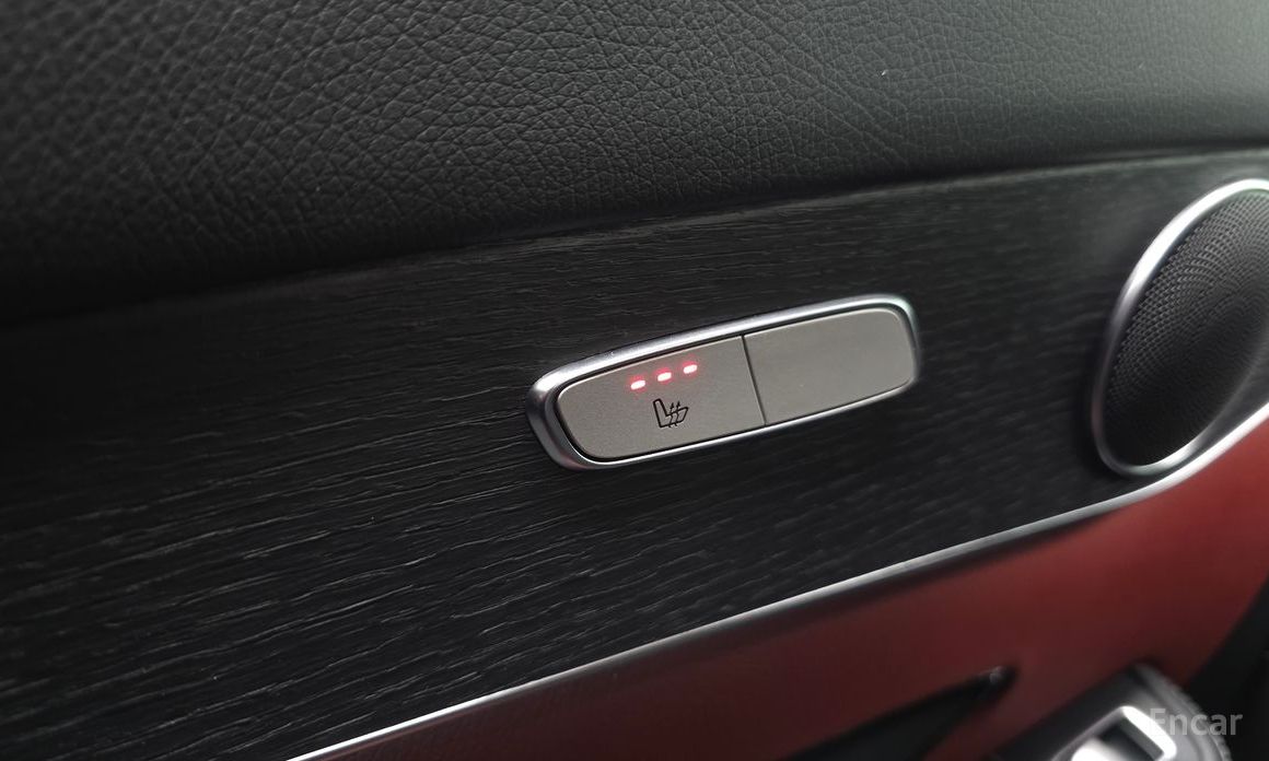 GLC-Class X253GLC300e 4MATIC Coupe 19