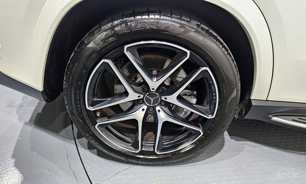 GLE-Class W167AMG GLE53 4MATIC+ 6